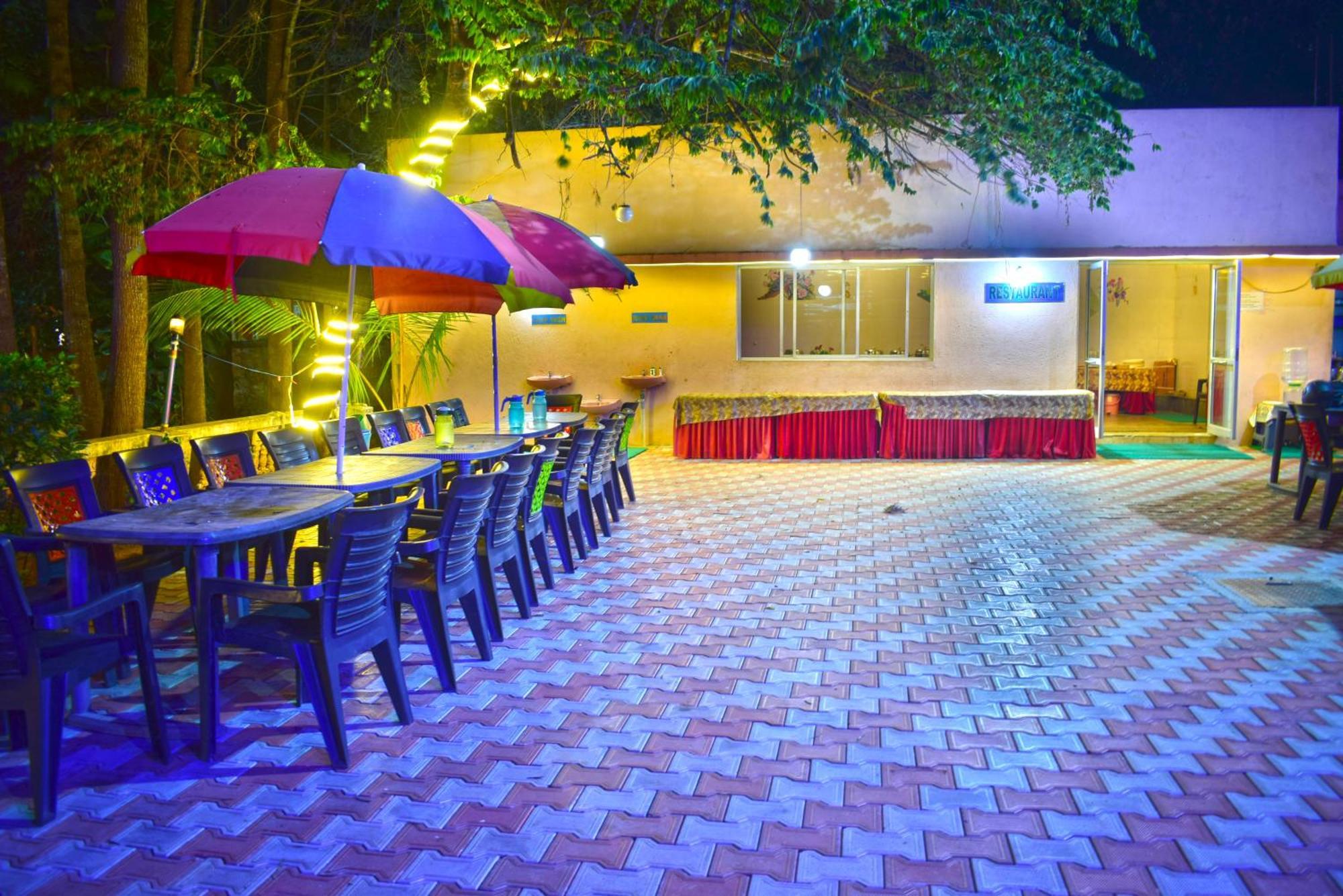 Jains Royal Palace Resorts Yelagiri Esterno foto