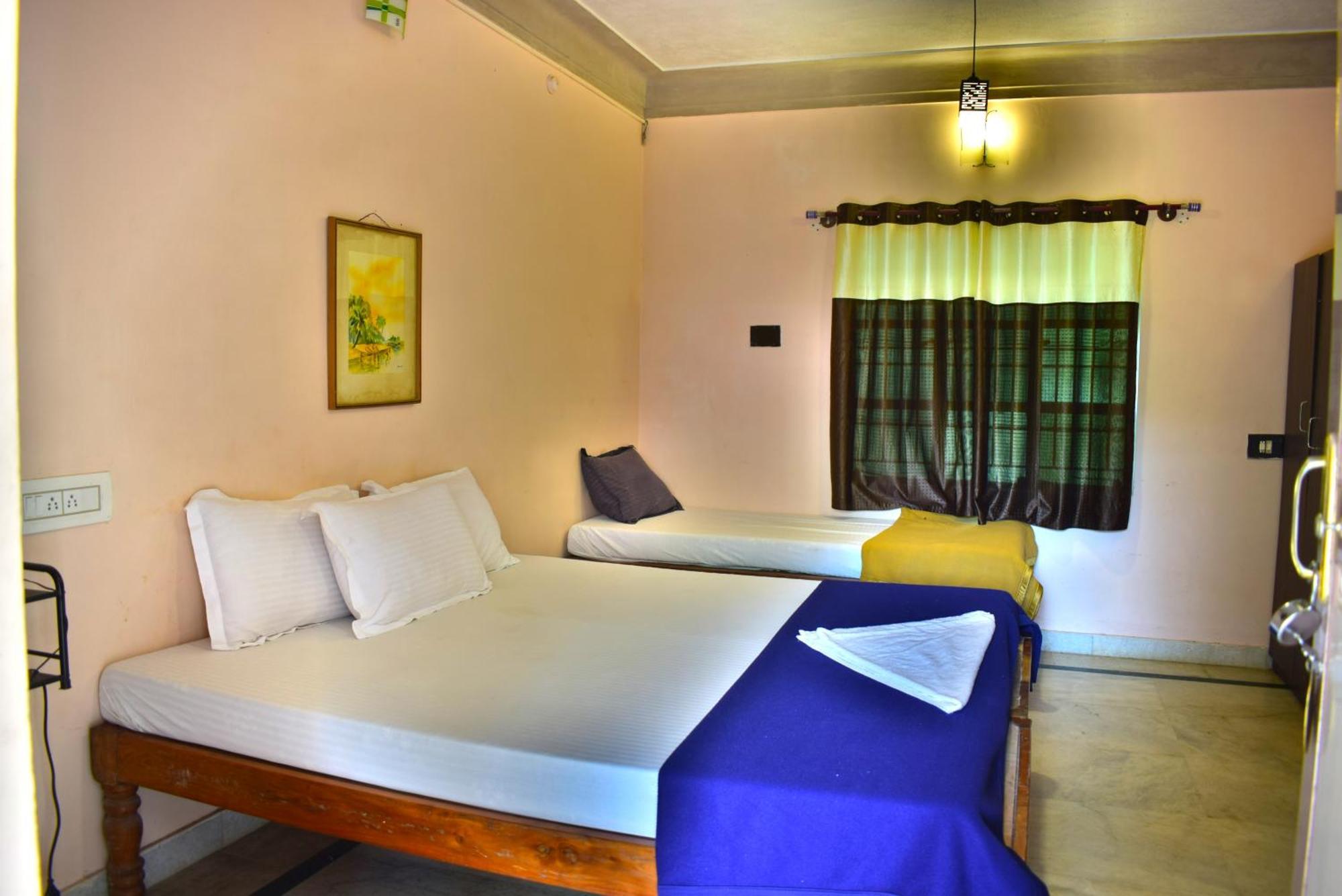 Jains Royal Palace Resorts Yelagiri Esterno foto