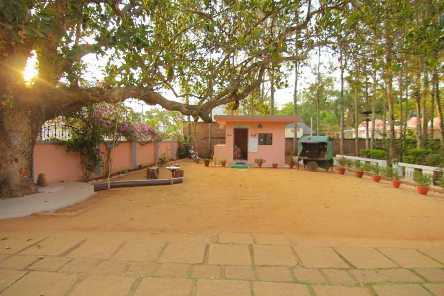 Jains Royal Palace Resorts Yelagiri Esterno foto