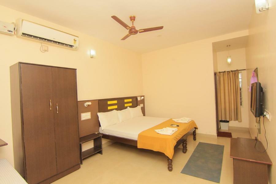 Jains Royal Palace Resorts Yelagiri Esterno foto